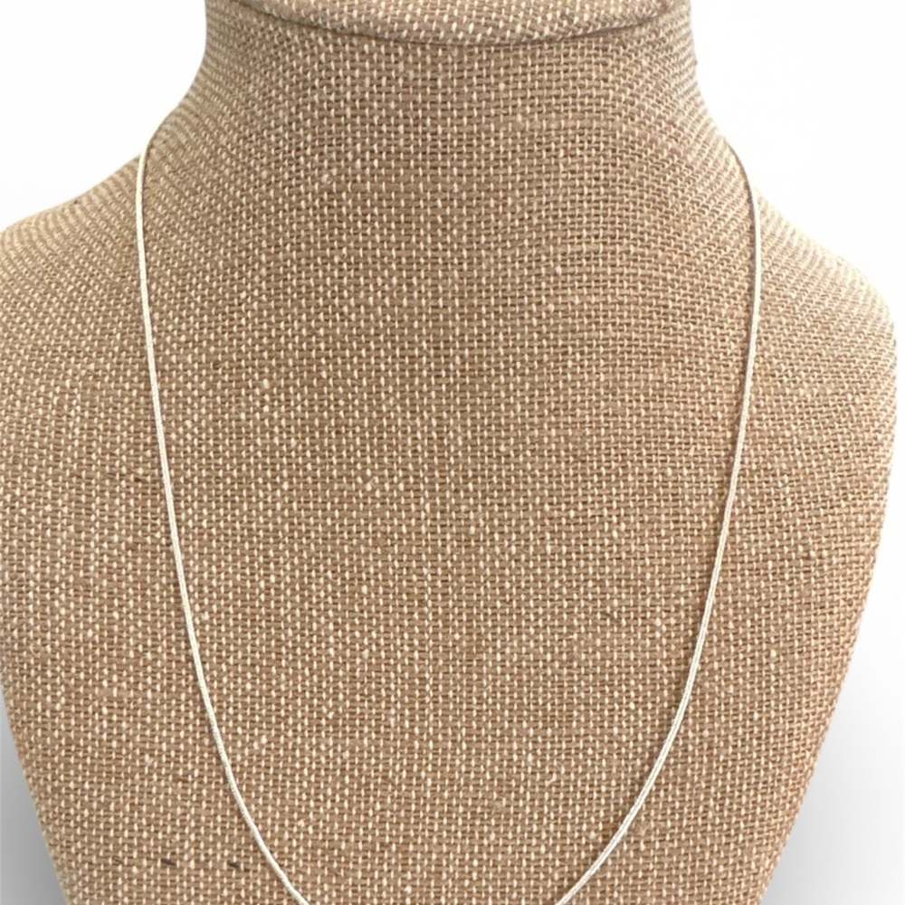 Elegant Silver Necklace